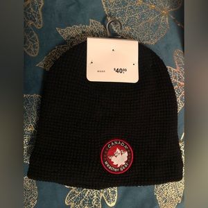 Canada weather gear 2pk hats